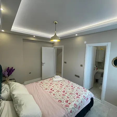 My White House טראבזון