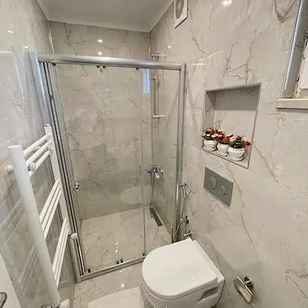 Apartman My White House