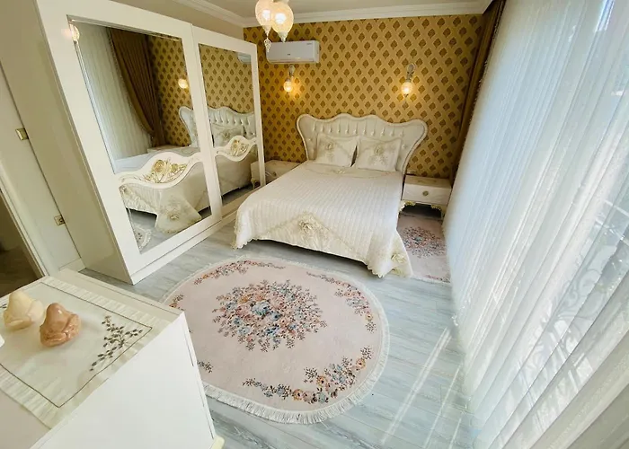 Апартаменти My White House *